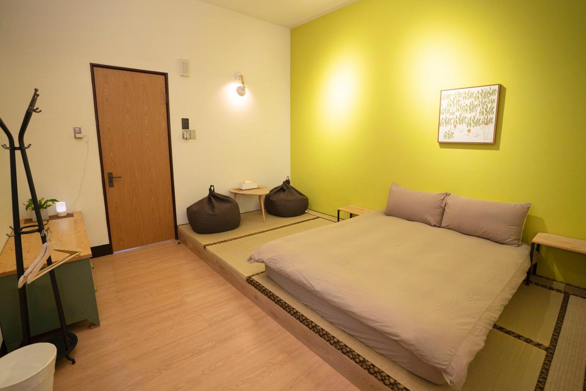Lento Hostel Тайнан Стая снимка