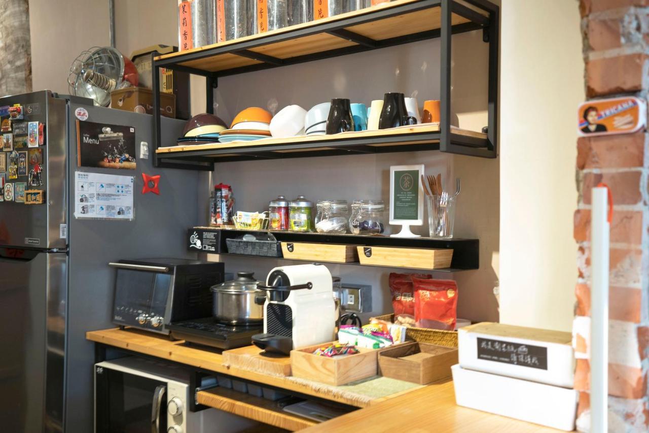 Lento Hostel Тайнан Екстериор снимка