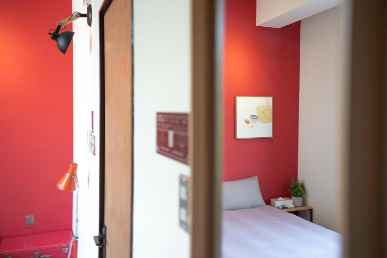 Lento Hostel Тайнан Екстериор снимка