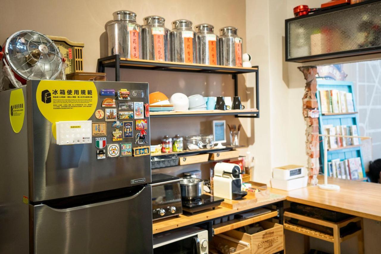 Lento Hostel Тайнан Екстериор снимка