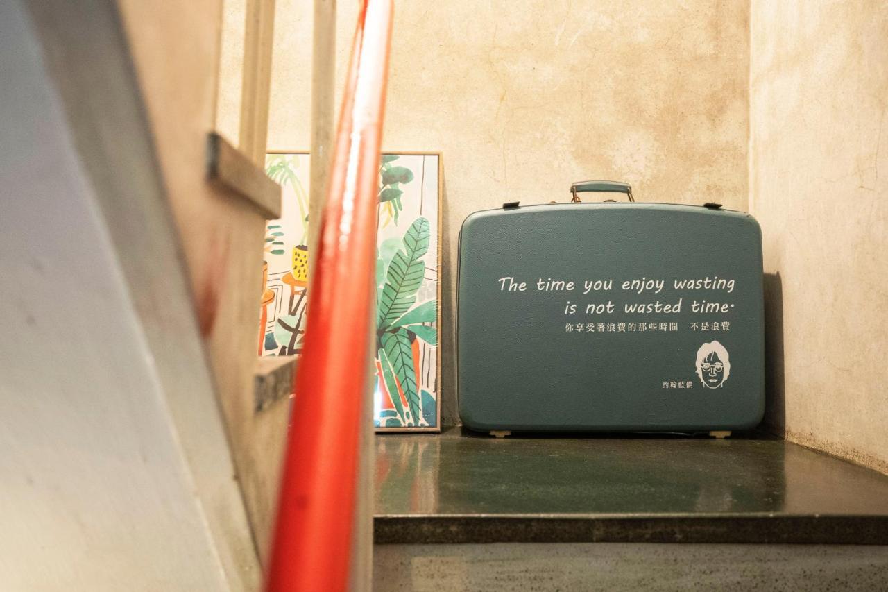 Lento Hostel Тайнан Екстериор снимка